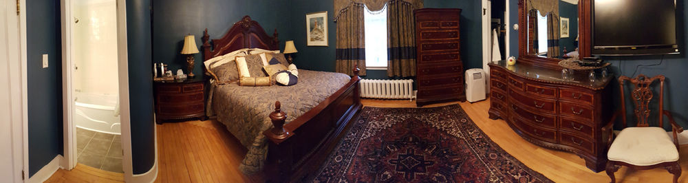 Monroe House Executive Guest Suites Сент-Джонс Экстерьер фото