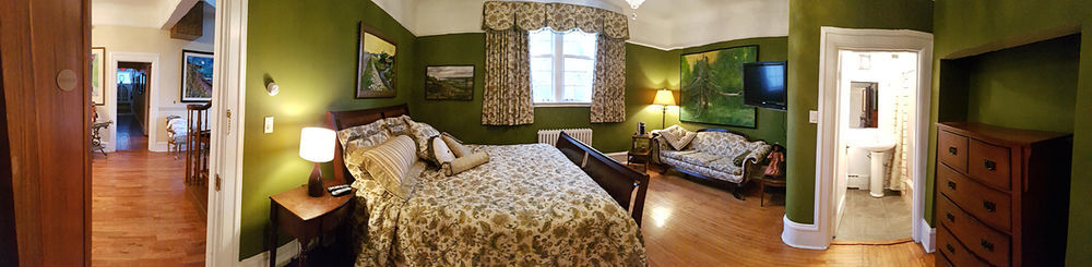 Monroe House Executive Guest Suites Сент-Джонс Экстерьер фото
